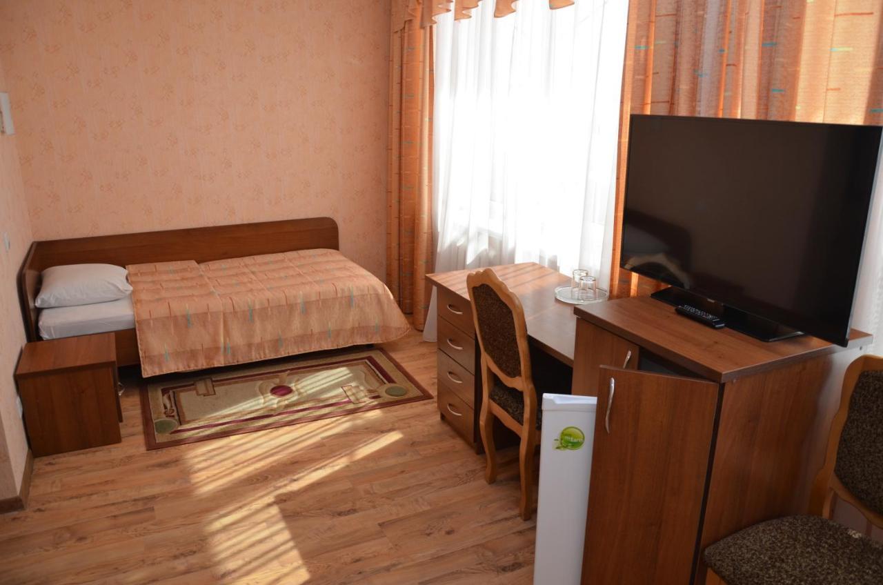 Belarus Hotel Brest Buitenkant foto